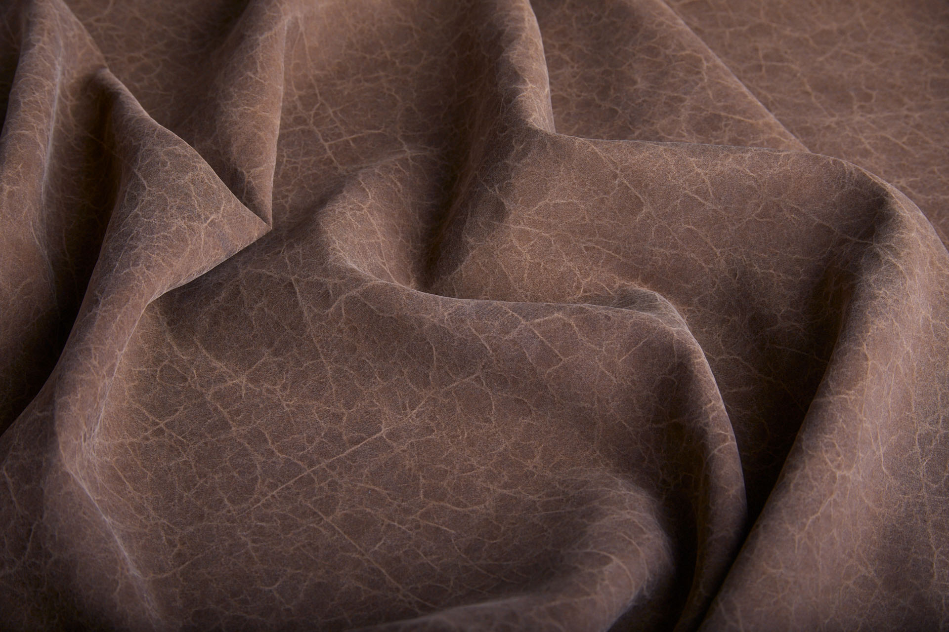 Mud Silk - Habotai - Irish Coffee / Black fabric, image 4 of 10