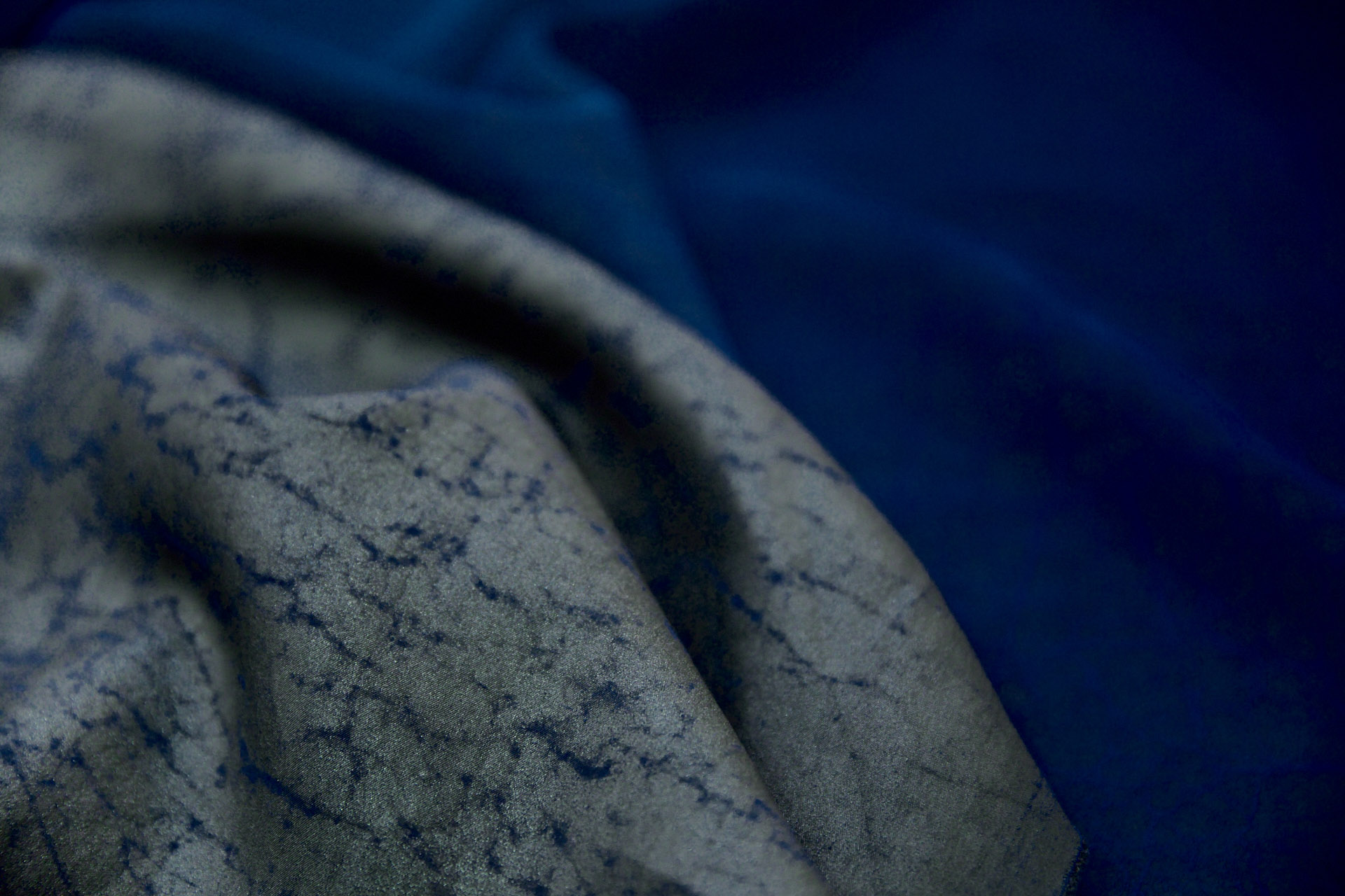 Mud Silk - Habotai - Electric Blue / Black fabric, image 9 of 11