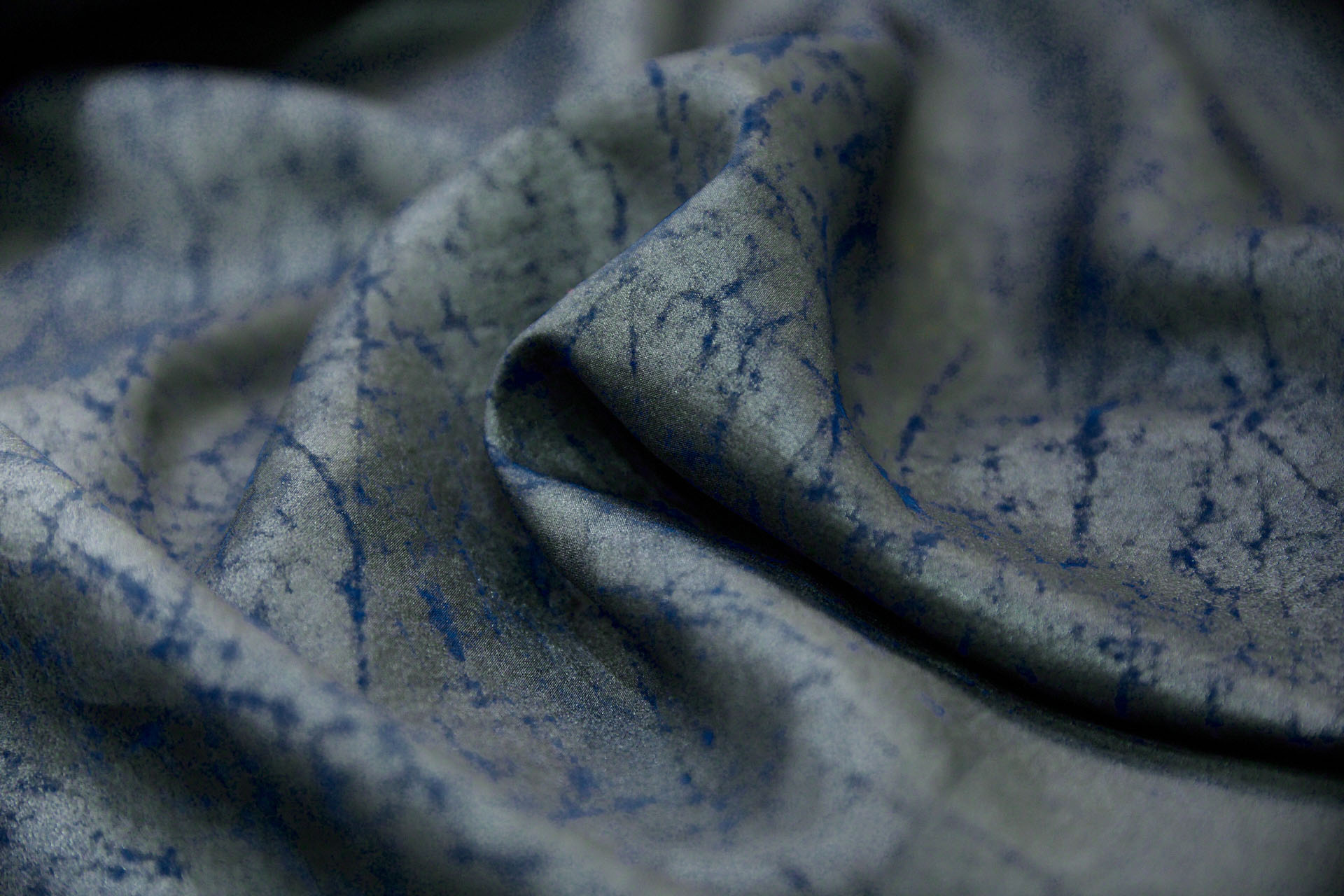 Mud Silk - Habotai - Electric Blue / Black fabric, image 3 of 11