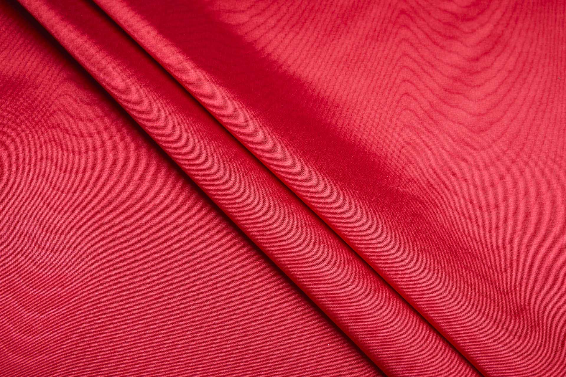 Large Pattern Grosgrain Moire - Red fabric, image 5 of 10