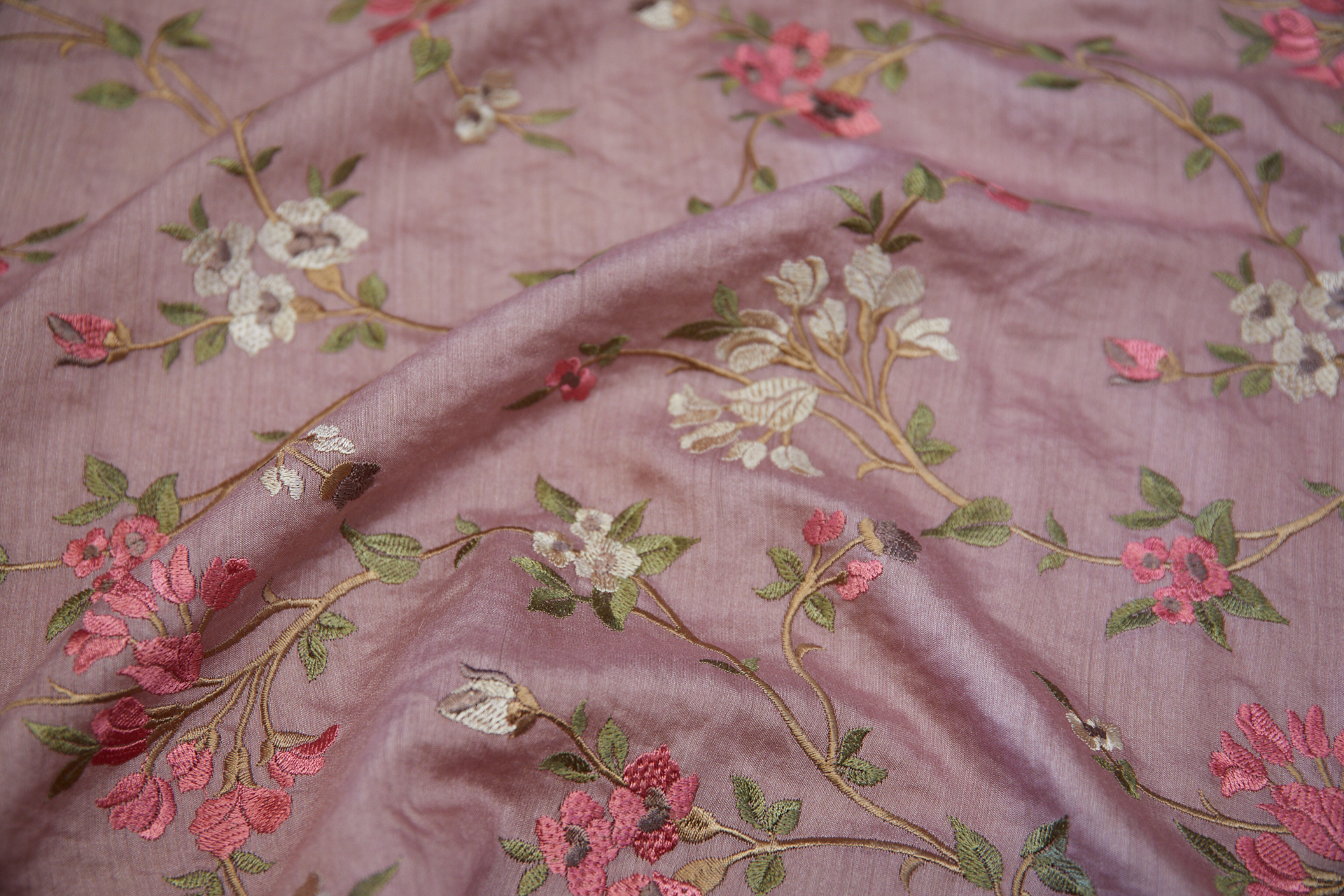 Embroidered Flowers on Dusty Pink Silk Tassar / Tussah fabric, image 5 of 11