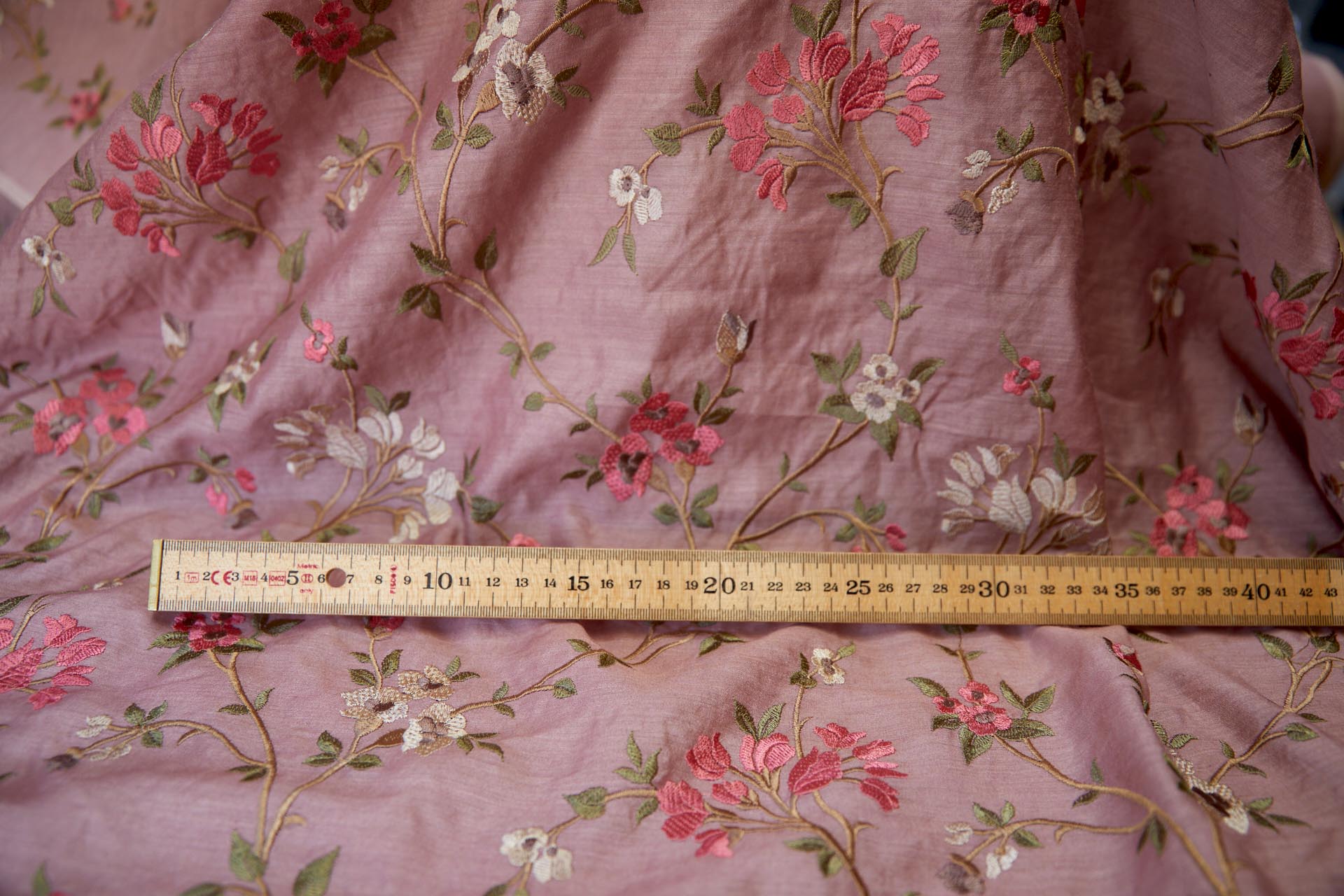 Embroidered Flowers on Dusty Pink Silk Tassar / Tussah fabric, image 11 of 11