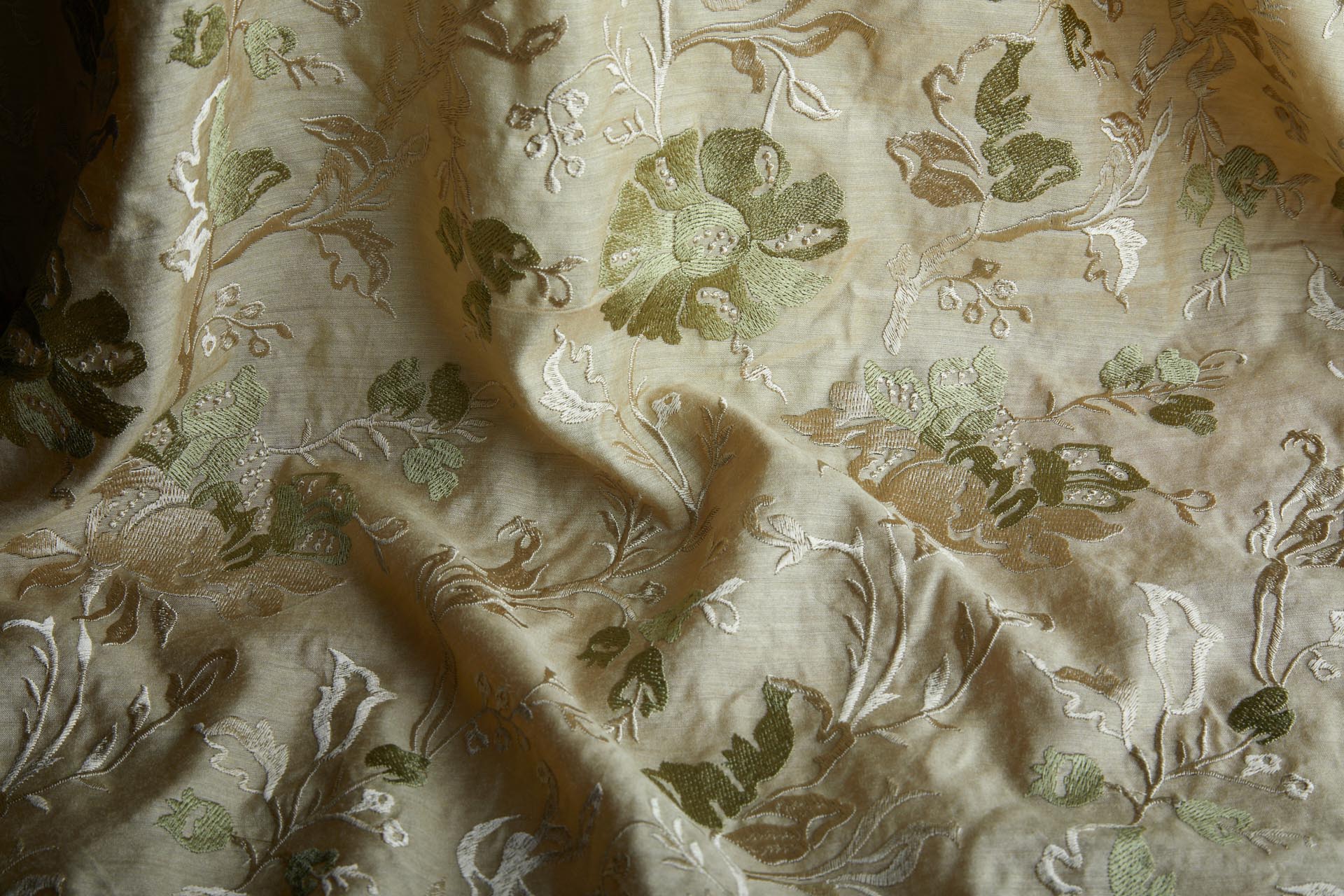 Embroidered Large Flowers on Sandy Yellow Silk Tassar / Tussah fabric, image 2 of 9