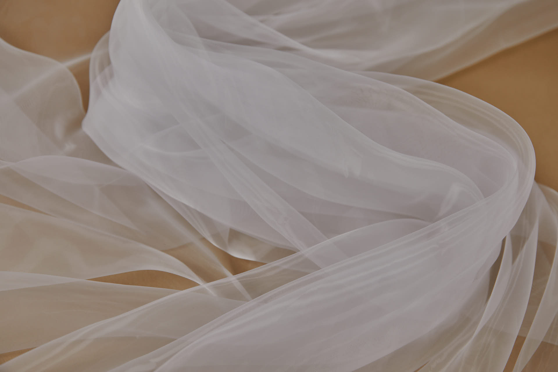 Super Fine Floaty "Yumissima" Organza - Ivory fabric, image 5 of 7
