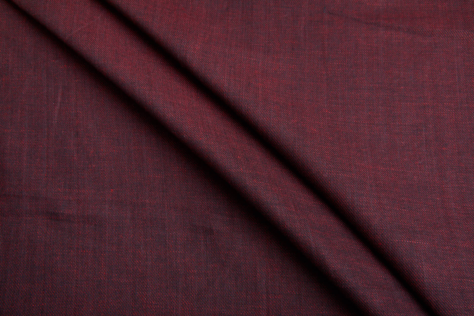 Reversible Linen Twill Weave - Red / Black fabric, image 2 of 11