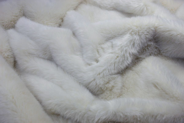 Faux Fur - White Long Pile fabric, image 2 of 3