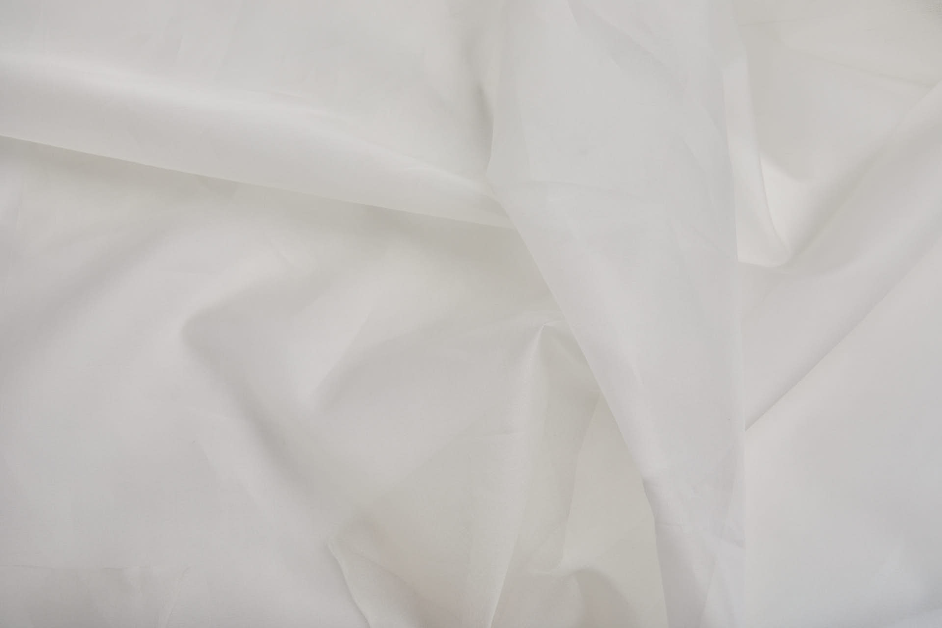 Fine Chinese Silk Organza - Ivory fabric, image 7 of 11