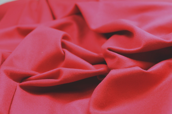 Cashmere & Wool Blend - Red fabric, image 2 of 4