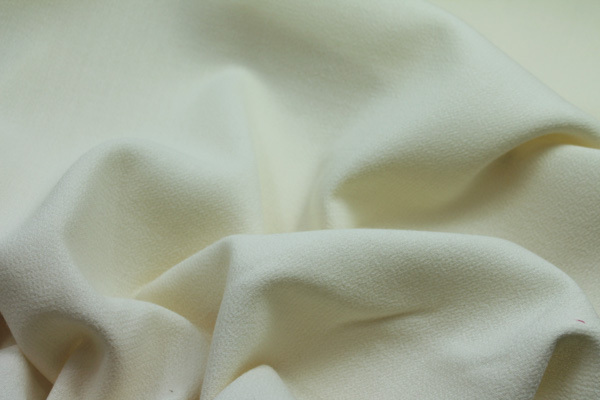 Double Wool Crepe - Ivory fabric, image 2 of 4