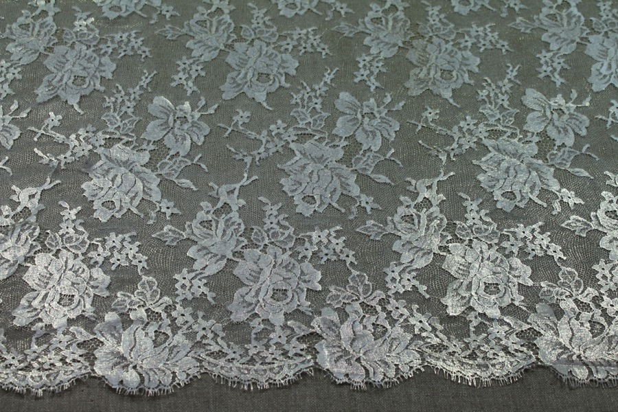 White Chantilly lace, gold foiled, rose design. Double scalloped. fabric, image 5 of 8
