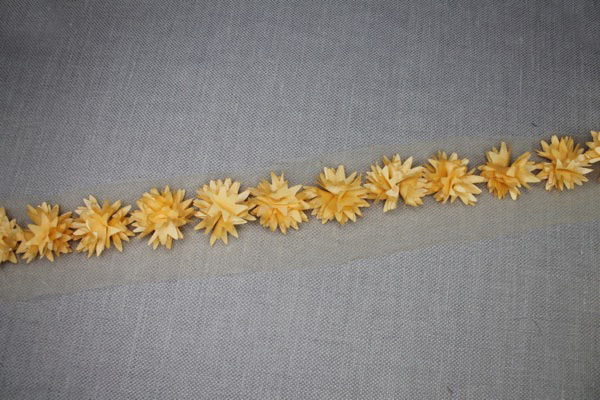 3D Cut Out Flowers - Butterscotch Yellow trim, image 3 of 6
