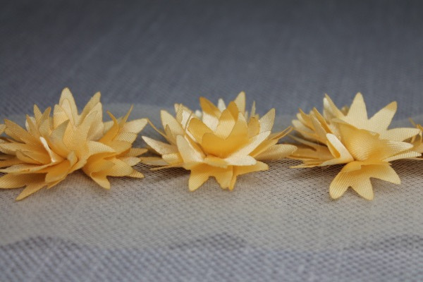 3D Cut Out Flowers - Butterscotch Yellow trim, image 2 of 6