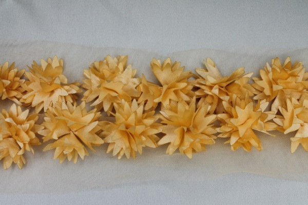 3D Cut Out Flowers - Butterscotch Yellow trim, image 4 of 6