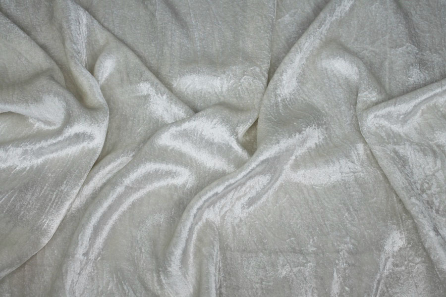 Crushed Viscose Velvet - Ivory fabric