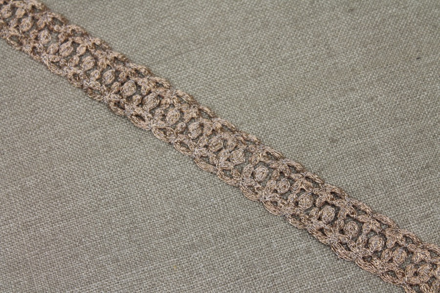 Gold Knot Trim, image 4 of 7