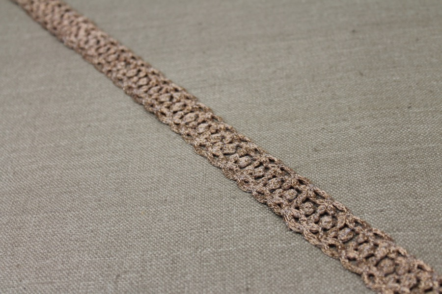Gold Knot Trim, image 2 of 7