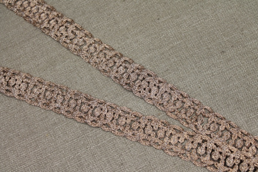 Gold Knot Trim, image 6 of 7