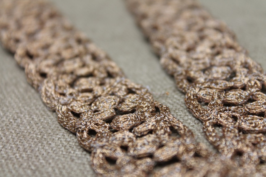 Gold Knot Trim, image 5 of 7