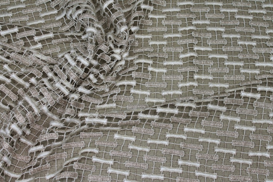 Metallic Guipure Lace - Rectangle Pattern - Cream / Gold fabric, image 5 of 7
