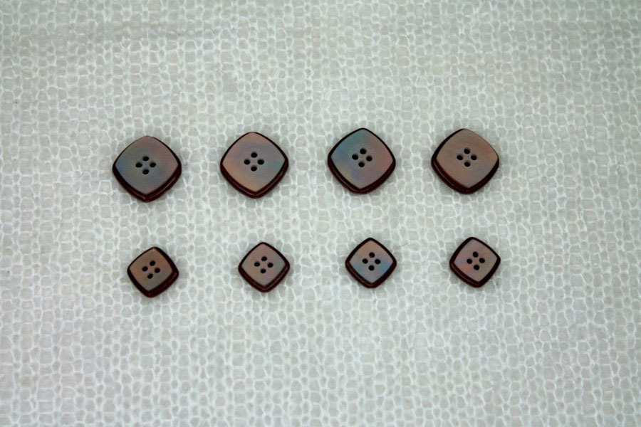 Square "Shell" Resin Inlay Button - Brown - 1.5cm, image 4 of 4