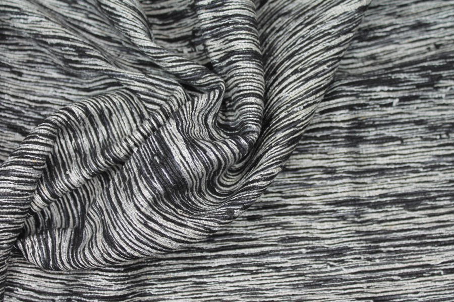 Chunky Silk Matka - Black and White fabric, image 4 of 6