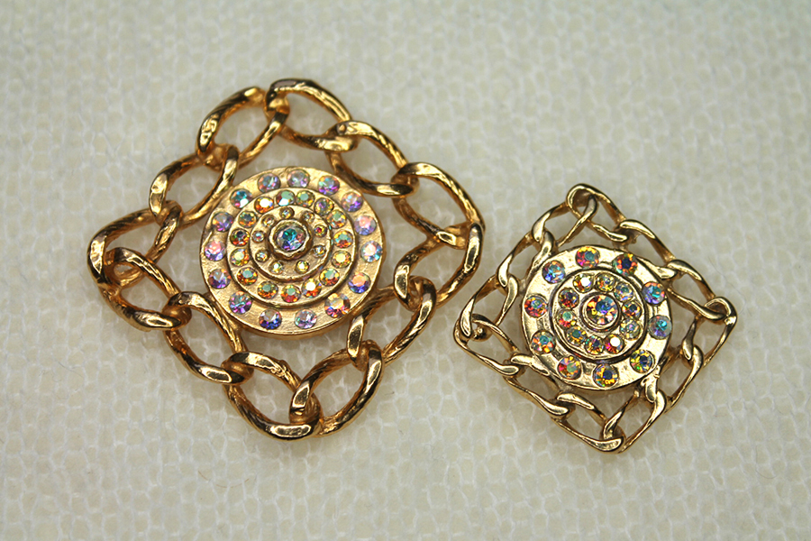 Square Metal Gold Chain Button with AB Rhinestones - Small
