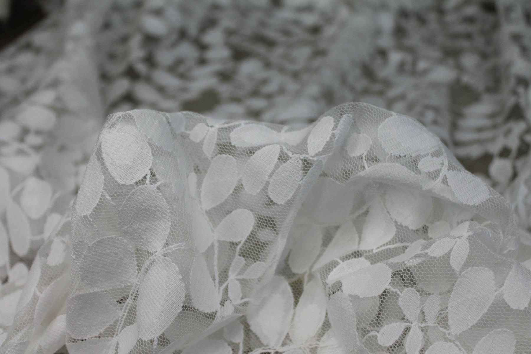 Leaf Pattern Lace - Ivory fabric, image 5 of 7