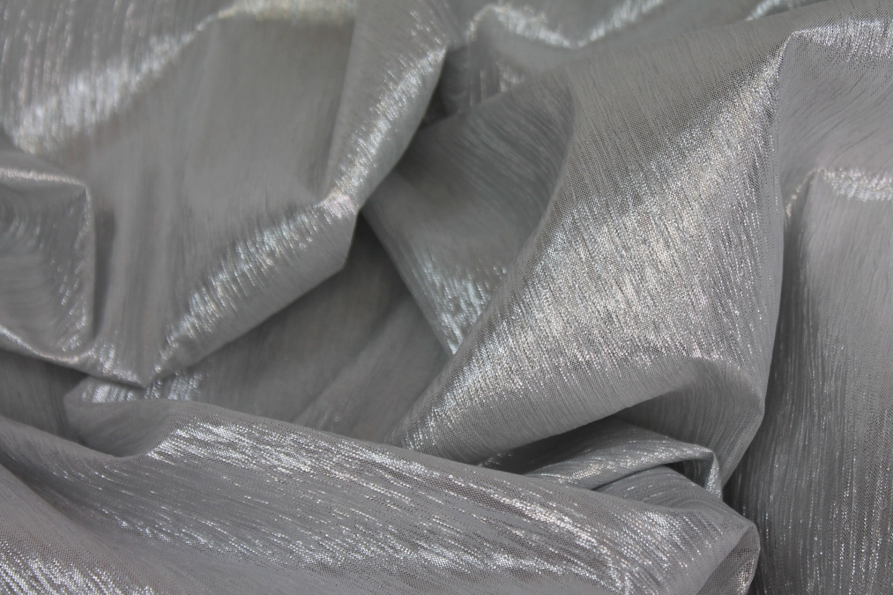 Silver Metallic Crinkle Lamé fabric, image 3 of 7