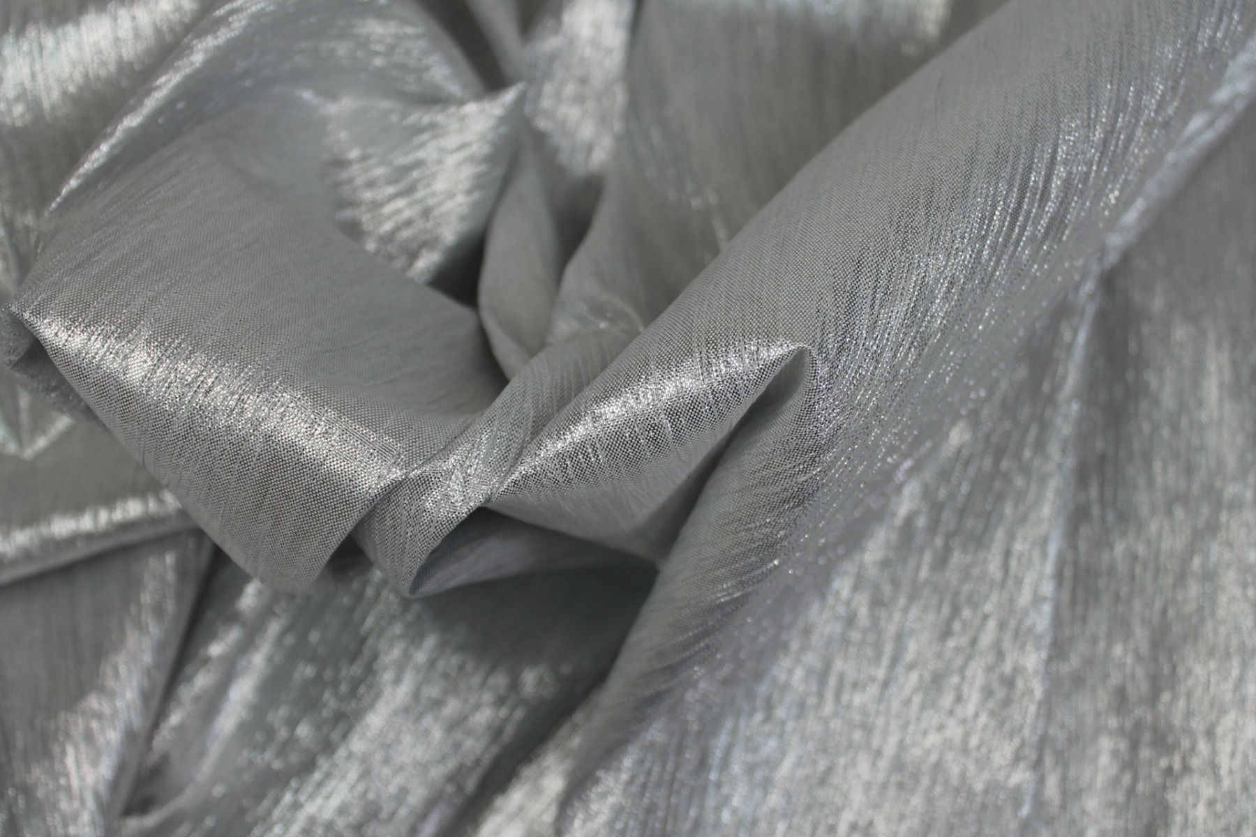 Silver Metallic Crinkle Lamé fabric, image 7 of 7