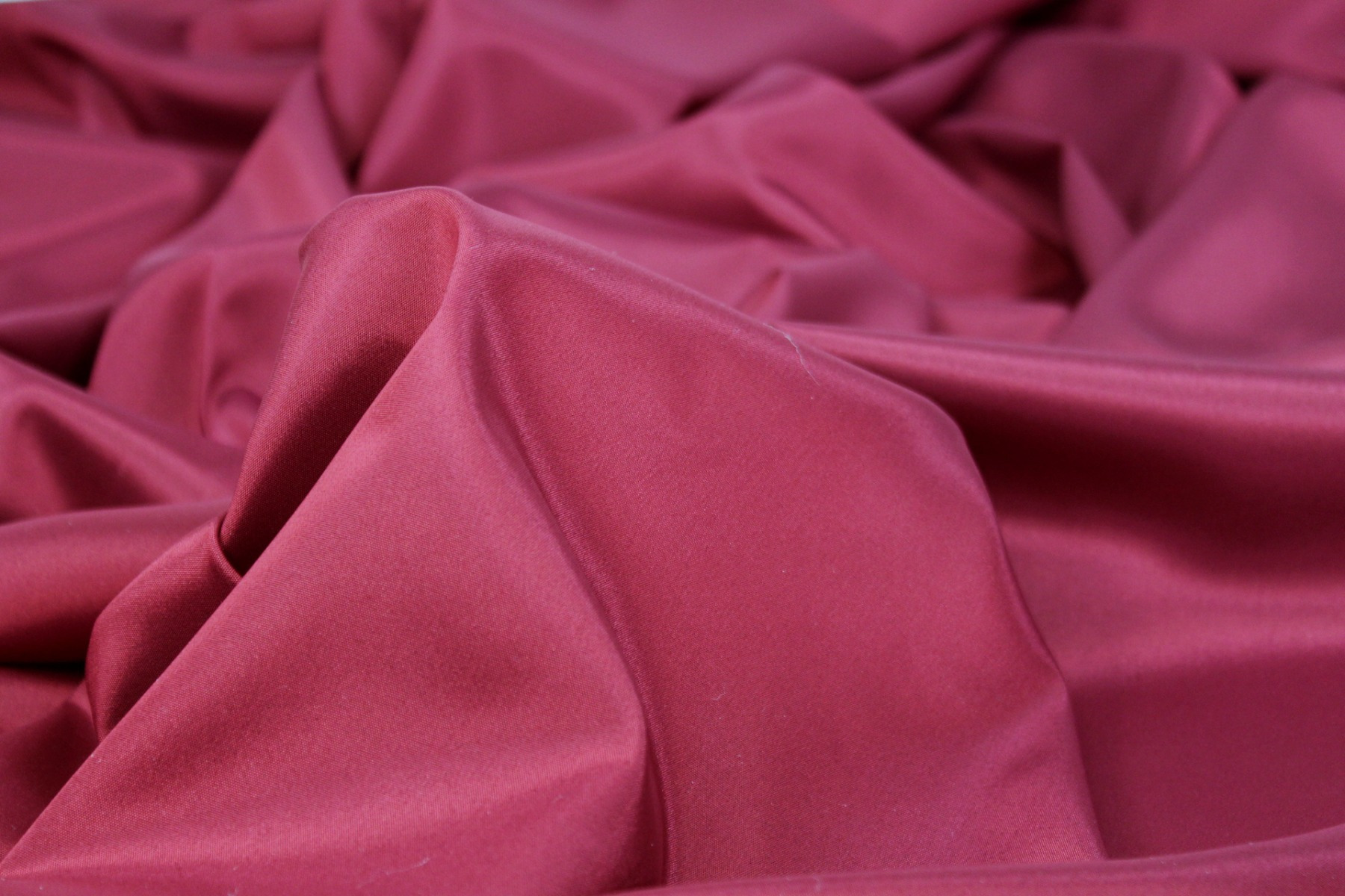 Stretch Anti-Static Lining - Deep Red fabric, image 4 of 7