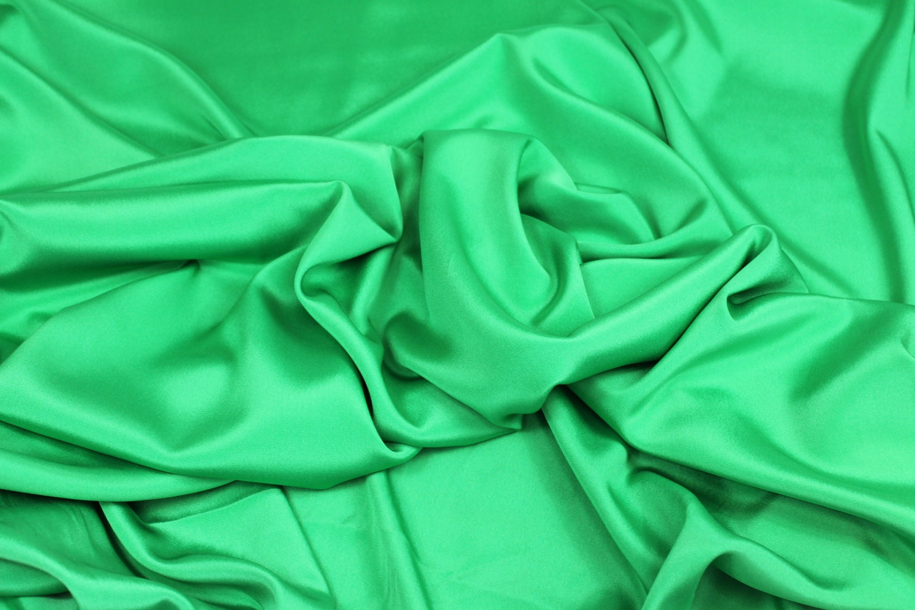 Emerald Green Silk Marocaine fabric, image 2 of 6