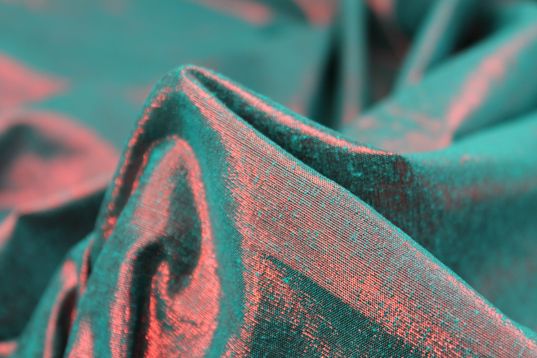Metallic Silk Noil - Turquoise shot Red fabric