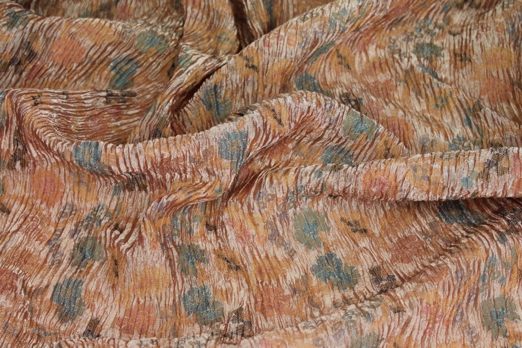 Crinkled Jacquard Metallic Organza - Copper/Orange fabric, image 2 of 6