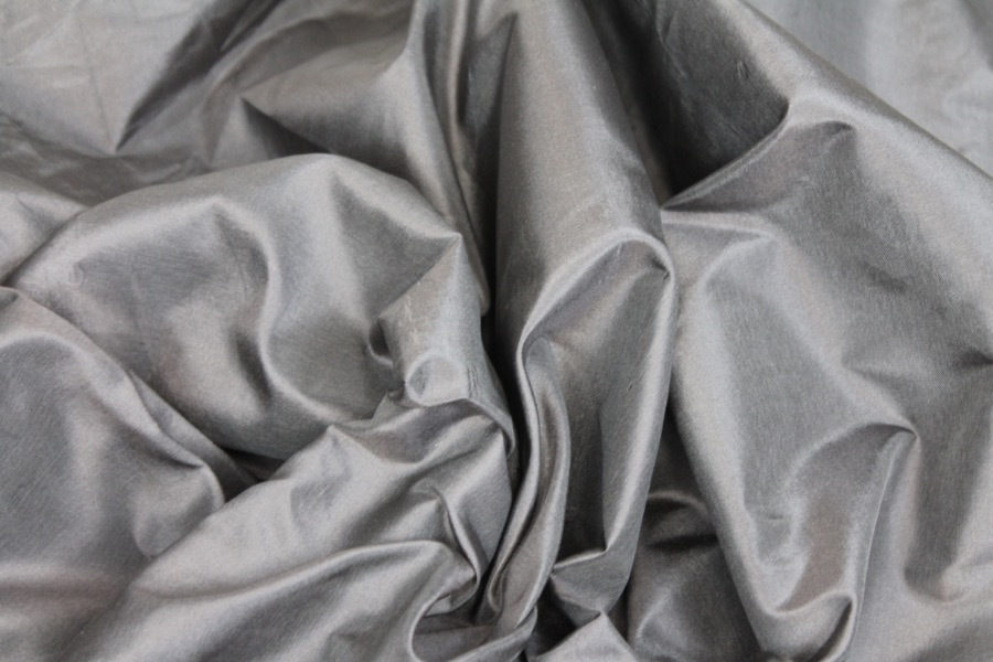 Silk Taffeta - Light weight - Dark Grey - 0.6m Piece fabric, image 5 of 7