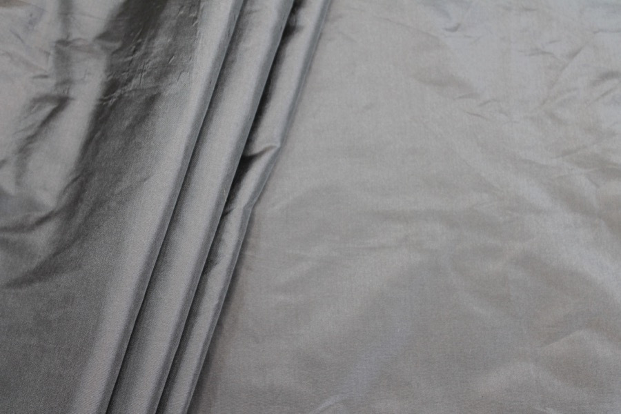 Silk Taffeta - Light weight - Dark Grey - 0.6m Piece fabric, image 6 of 7