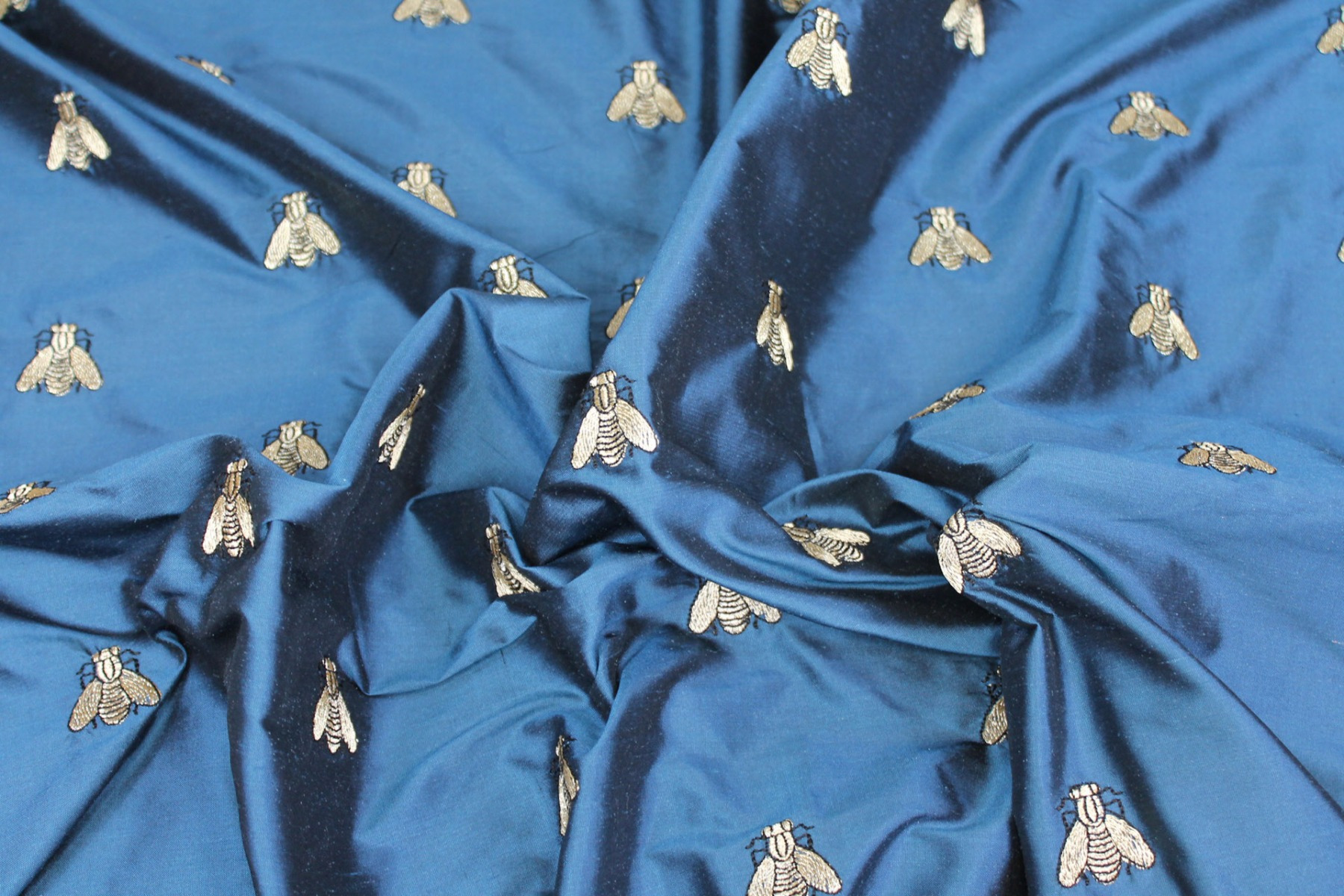 Silk Dupion Embroidered with Bees - Dark Blue / Gold fabric, image 6 of 8