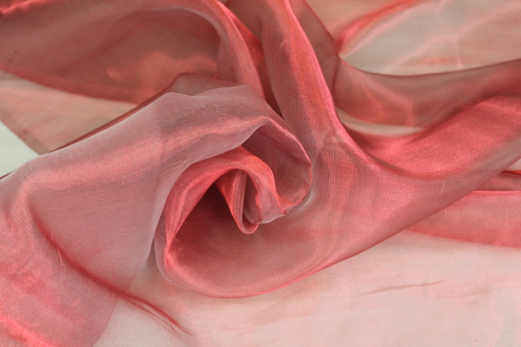 Silk Organza - Metallic Red Shot Pale Grey fabric, image 4 of 7