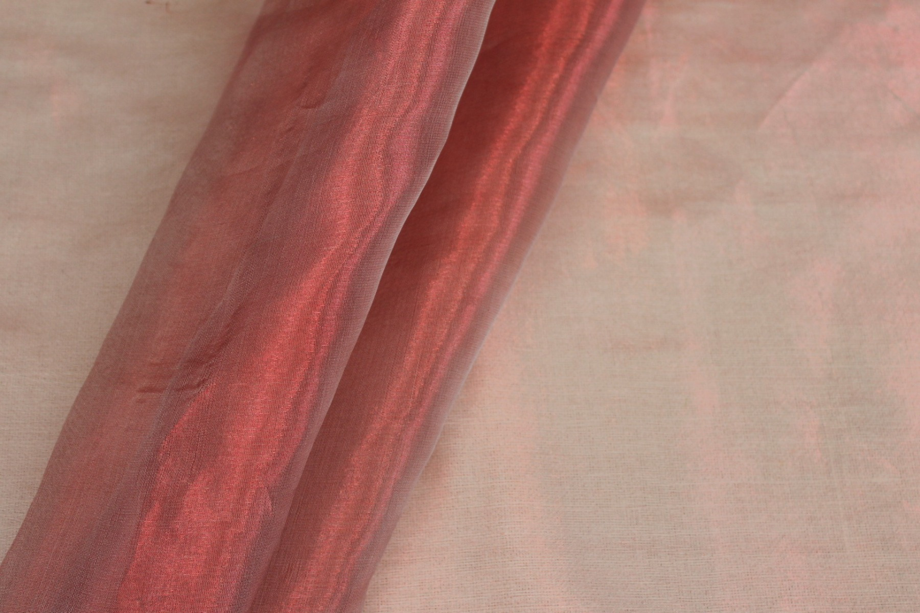 Silk Organza - Metallic Red Shot Pale Grey fabric, image 7 of 7
