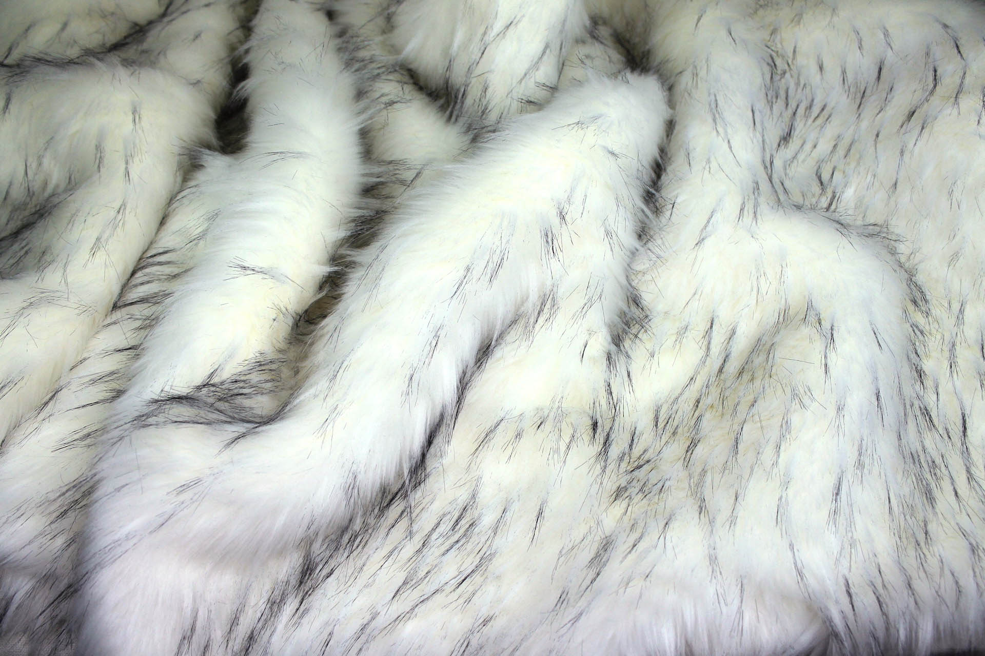 Faux Fur - Long Pile Ivory with Speckled Black Tips fabric, image 3 of 7