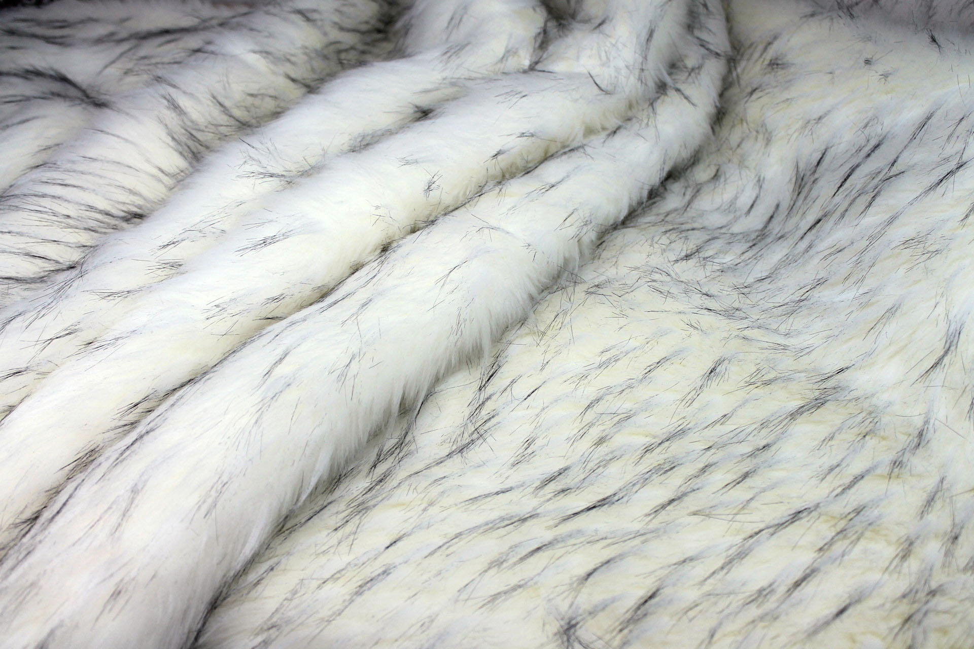 Faux Fur - Long Pile Ivory with Speckled Black Tips fabric, image 6 of 7