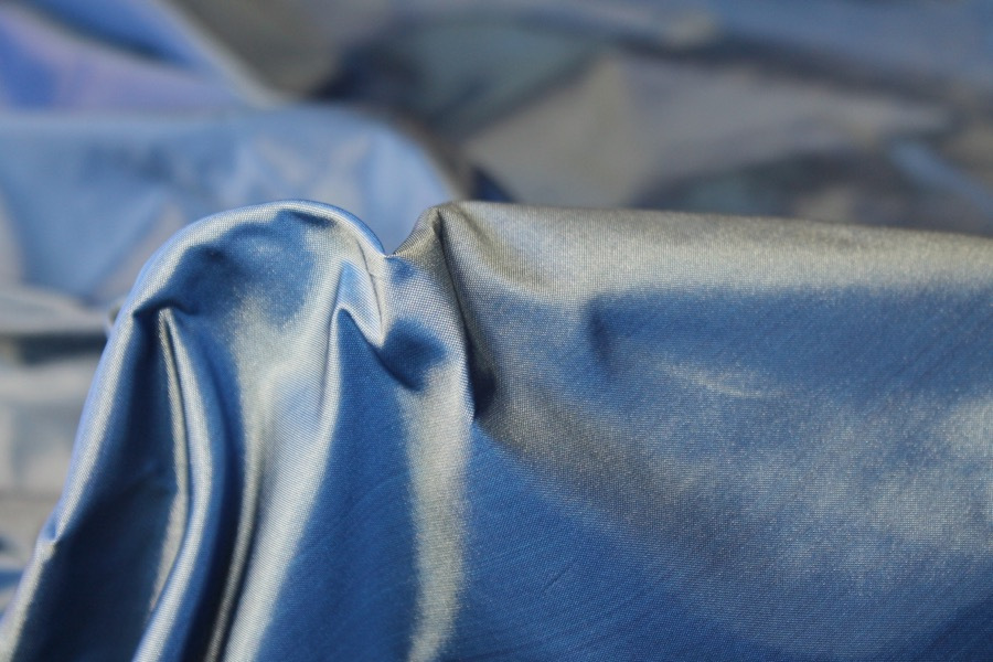 Polyester Taffeta - Royal Blue shot Mint fabric, image 2 of 7