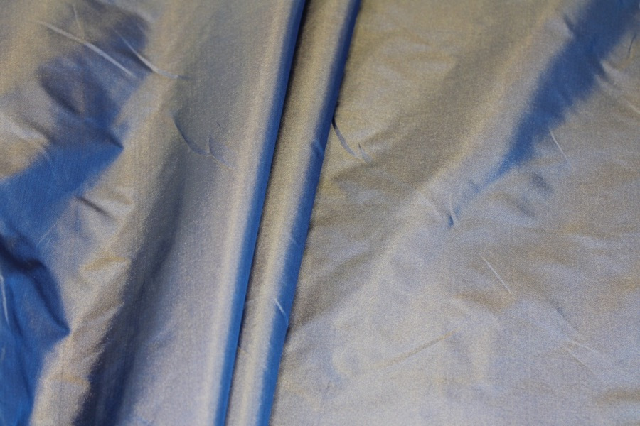 Polyester Taffeta - Blue shot Gold fabric, image 5 of 7