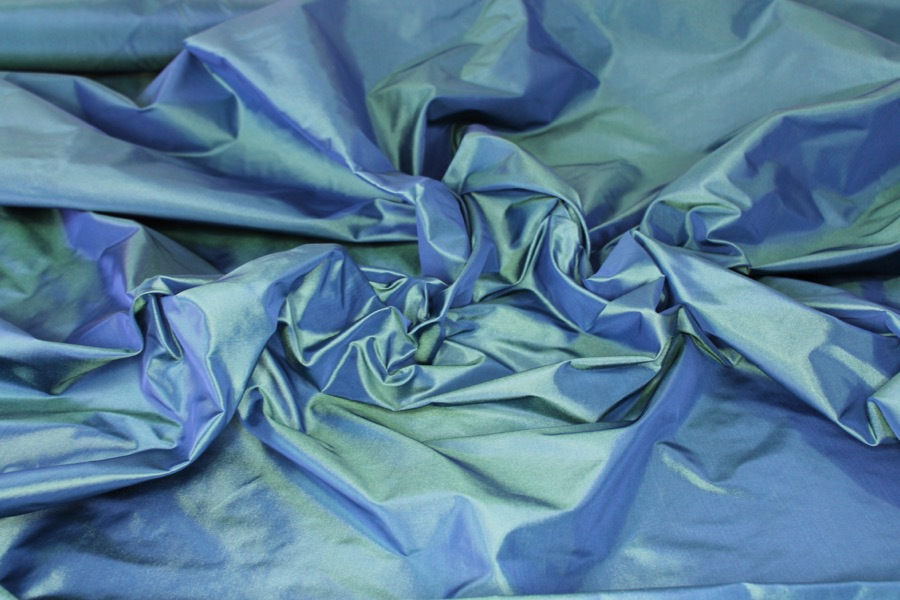 Polyester Taffeta - Blue shot Emerald fabric, image 4 of 7