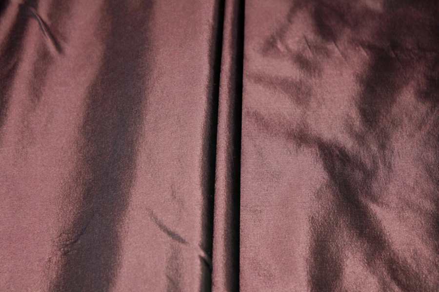 Acetate Taffeta - Plum shot Black fabric, image 5 of 7