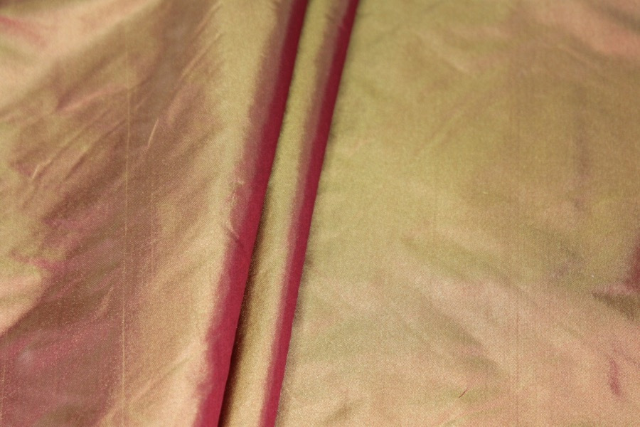 Polyester Taffeta - Red shot Yellow fabric, image 4 of 7