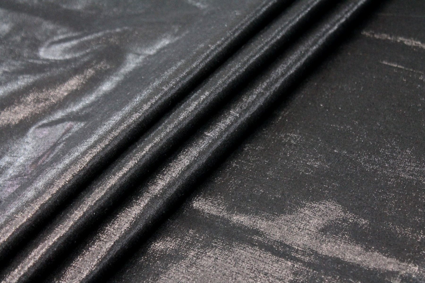 Metallic Silk Noil - Black shot Black fabric, image 6 of 7