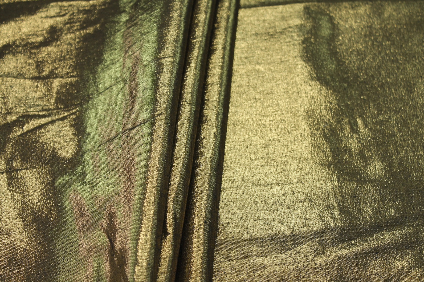 Metallic Silk Noil - Black shot Gold fabric, image 7 of 7