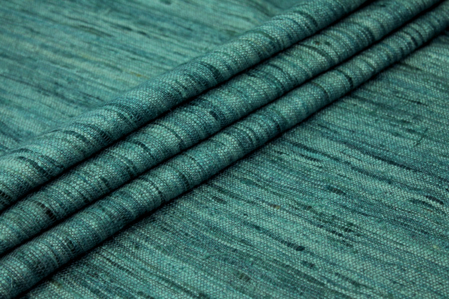 Chunky Silk Matka - Teal fabric