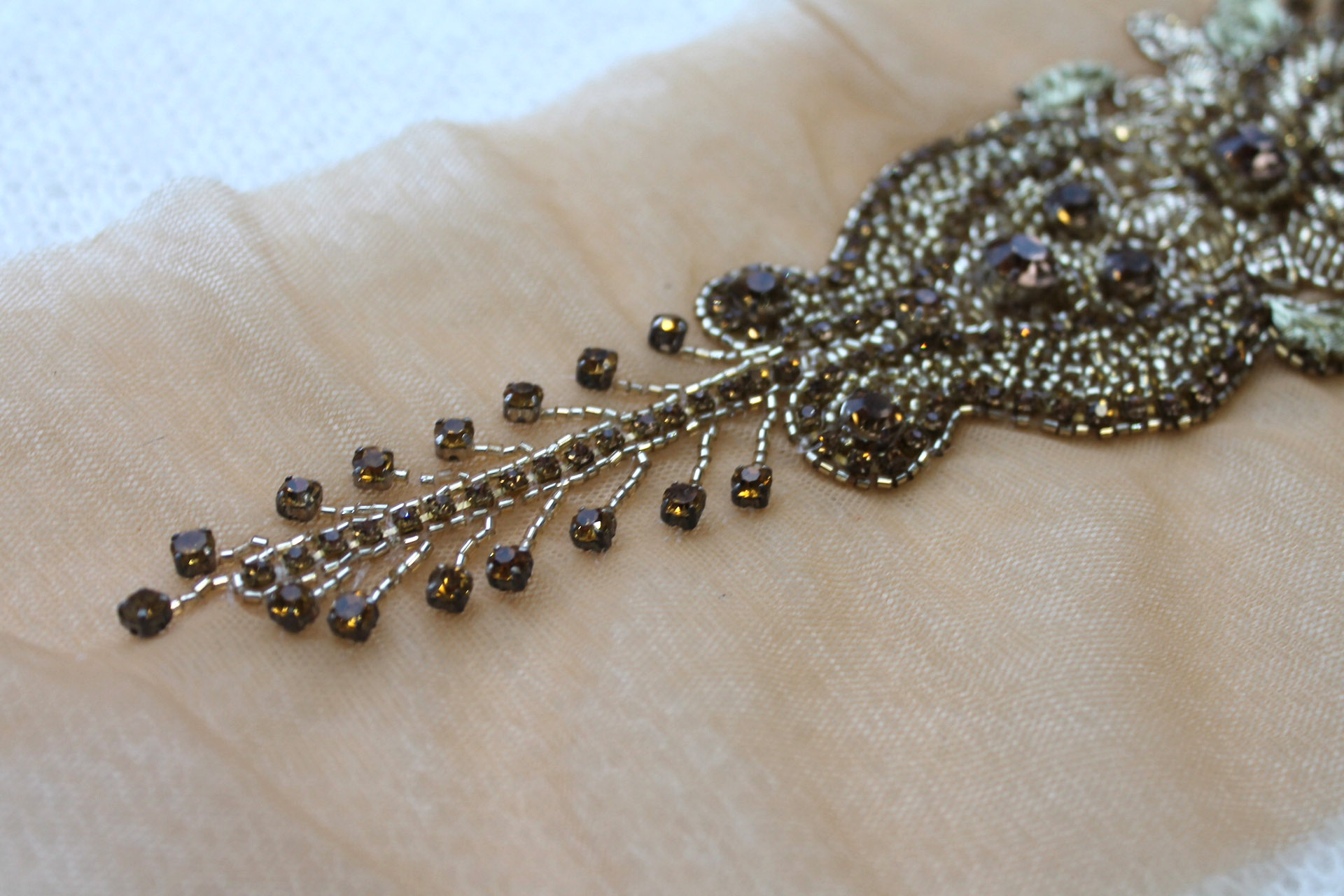 Beaded Diamante Belt Trim or Motif in Gold, image 5 of 6