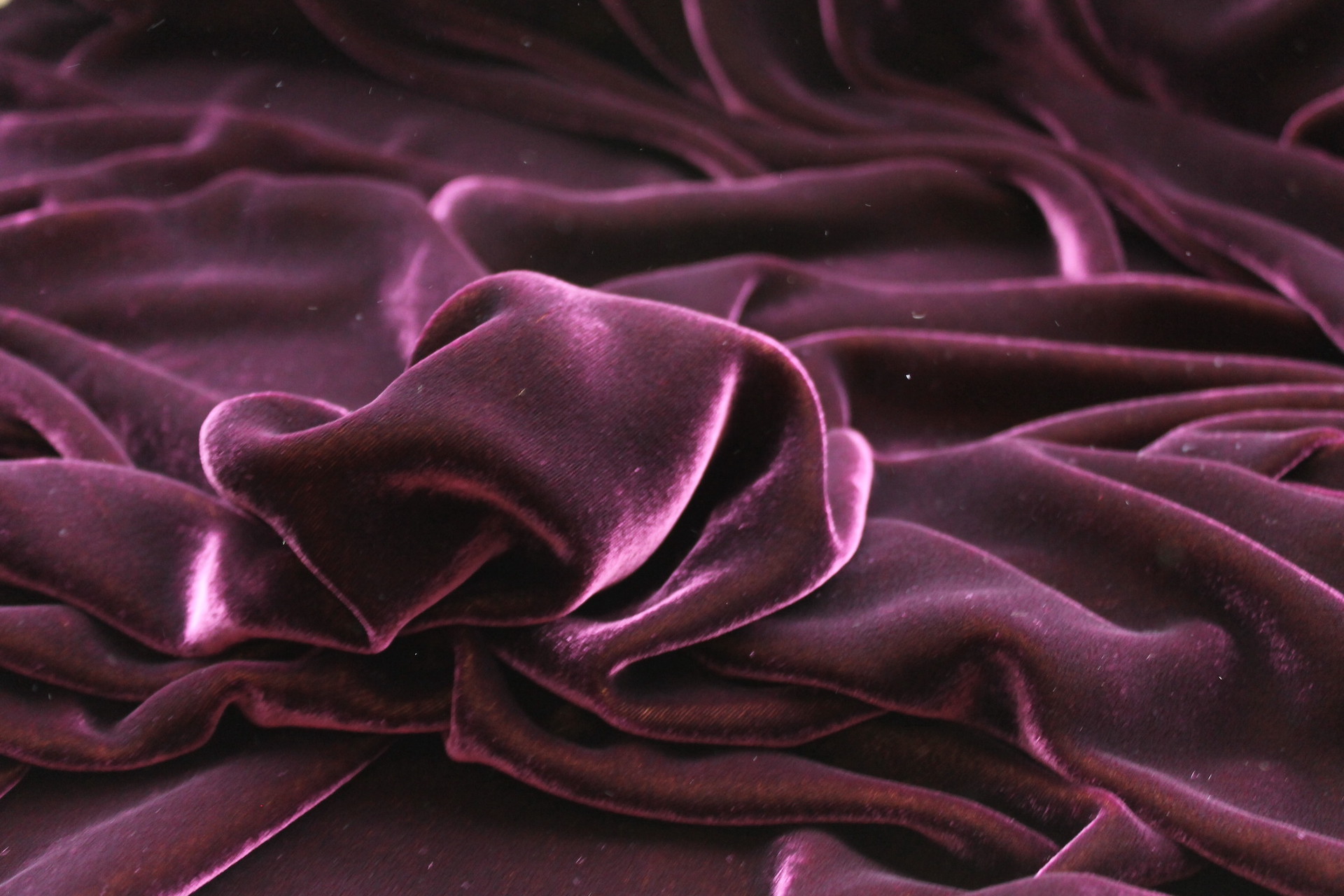 Silk Velvet - Yellow shot Purple fabric, image 4 of 5